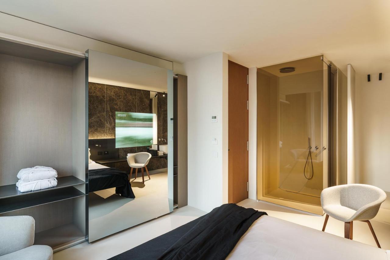 Meo Design Suites & Spa CTA Exterior photo